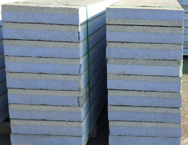 現(xiàn)澆混凝土復(fù)合保溫模板